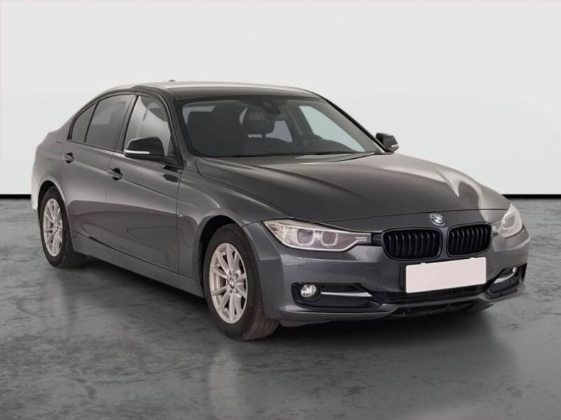 BMW Řada 3 - hlavní foto