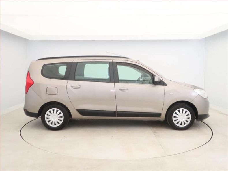Dacia Lodgy - hlavní fotka