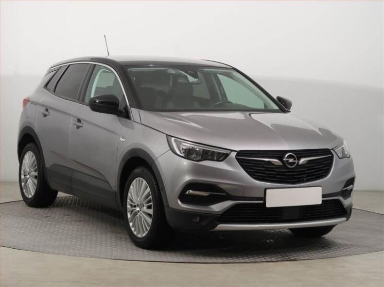 Opel Grandland X - hlavní foto