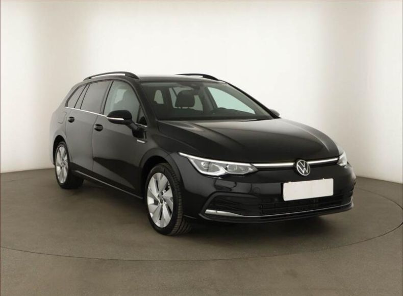 Volkswagen Golf - hlavní foto