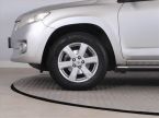 Toyota RAV 4 - fotka číslo 11