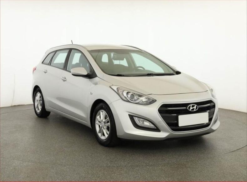 Hyundai i30 - hlavní foto