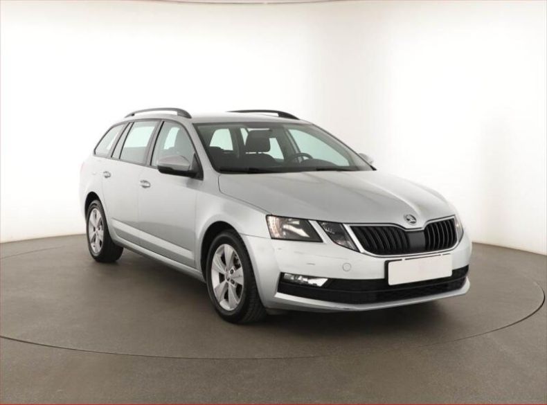 Škoda Octavia - hlavní foto
