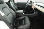 Tesla Model 3 - fotka číslo 6