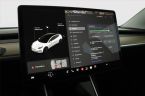 Tesla Model 3 - fotka číslo 14