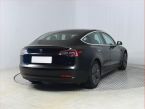 Tesla Model 3 - fotka číslo 4