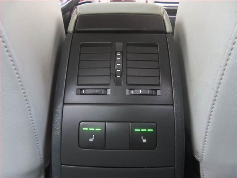 Škoda Octavia - hlavní fotka