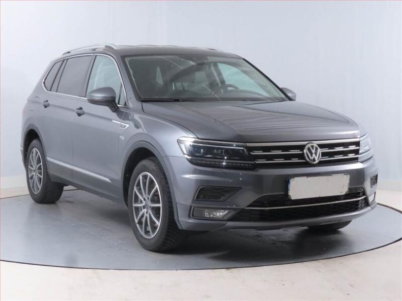 Volkswagen Tiguan - hlavní fotka
