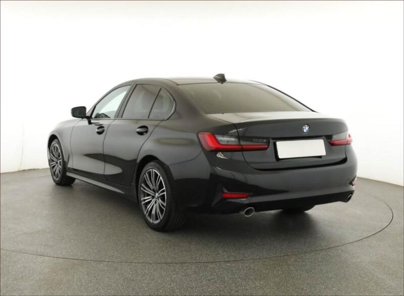 BMW Řada 3 - hlavní fotka