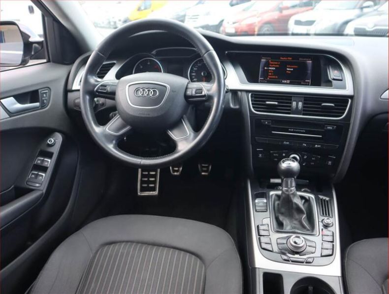 Audi A4 - hlavní foto