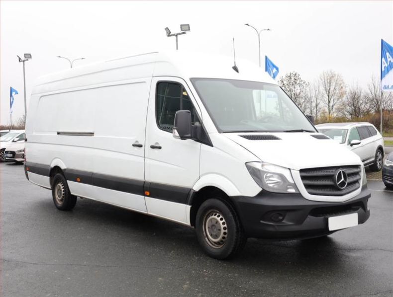 Mercedes Sprinter - hlavní foto