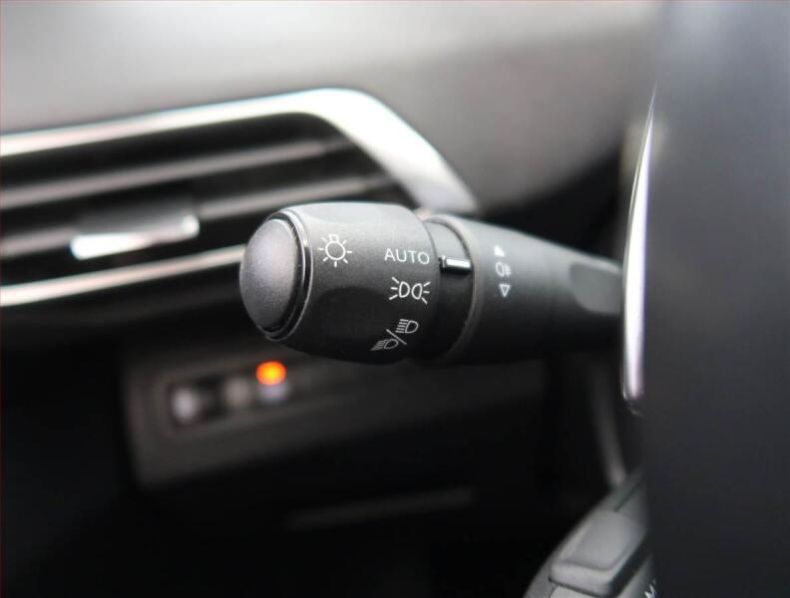 Peugeot 5008 - hlavní fotka