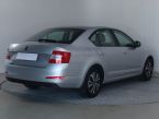 Škoda Octavia - fotka číslo 4