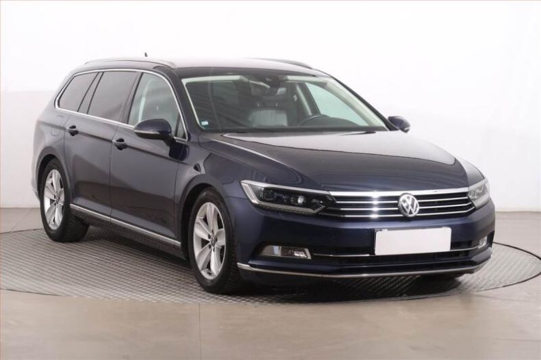 Volkswagen Passat - hlavní fotka inzerátu