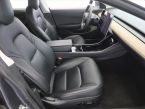 Tesla Model 3 - fotka číslo 8