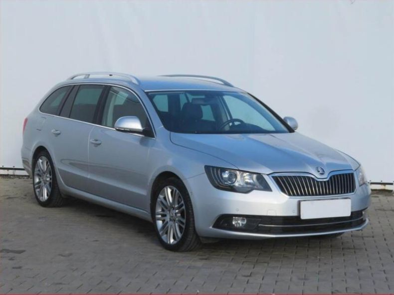 Škoda Superb - hlavní fotka inzerátu