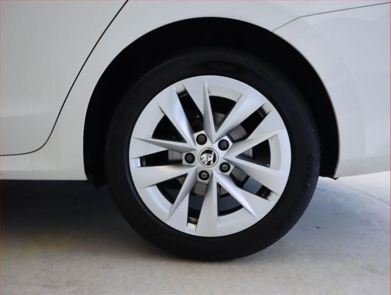 Škoda Octavia - hlavní fotka