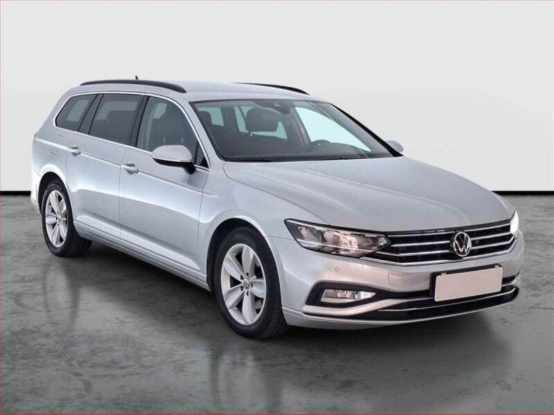 Volkswagen Passat - hlavní fotka inzerátu