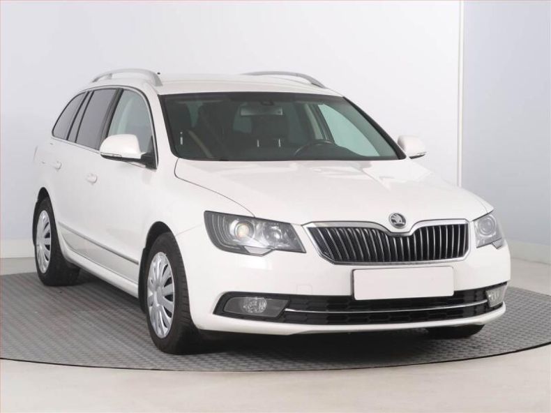 Škoda Superb - hlavní fotka inzerátu
