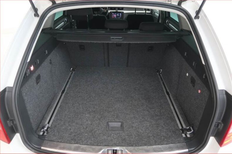 Škoda Superb - hlavní fotka