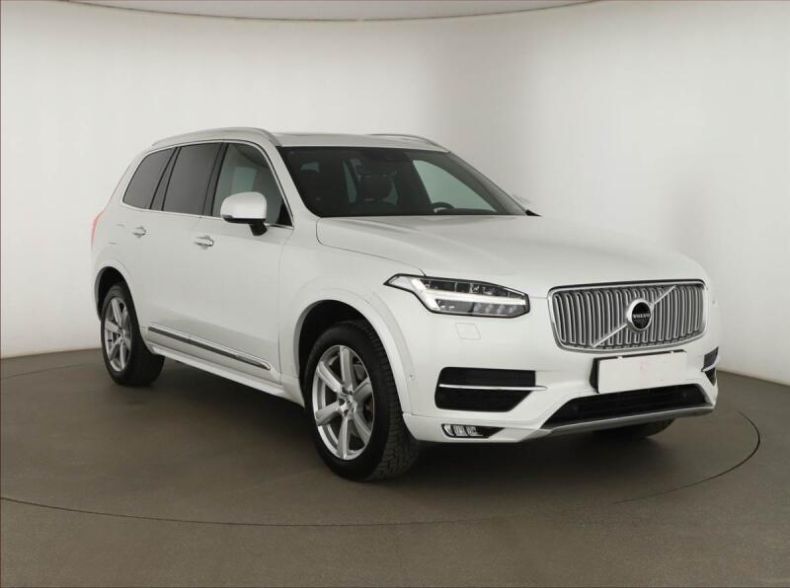 Volvo XC90 - hlavní foto
