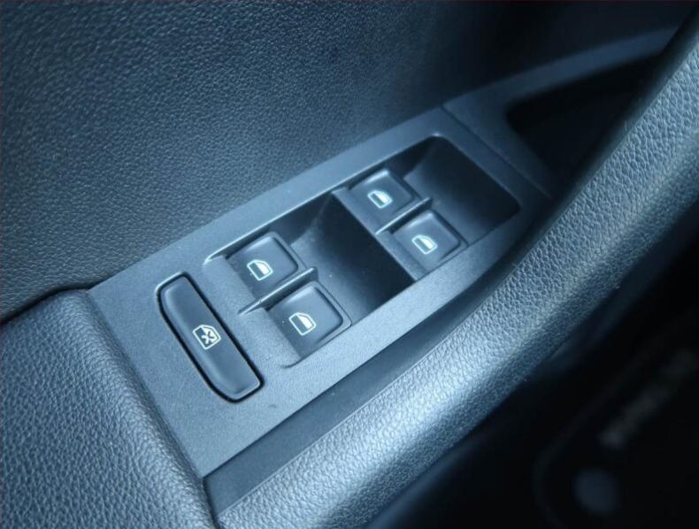 Škoda Octavia - hlavní fotka