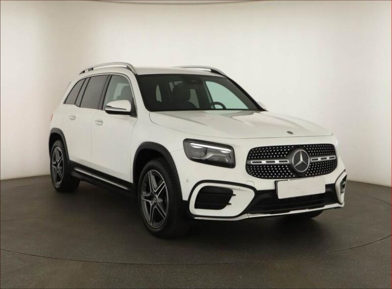 Mercedes GLB - hlavní foto