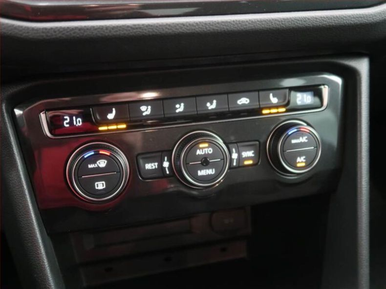 Volkswagen Tiguan - hlavní fotka