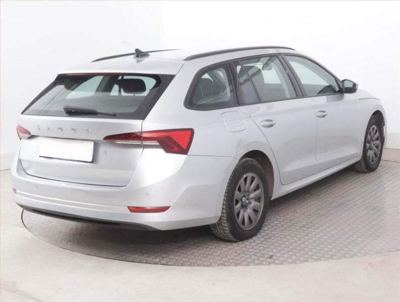 Škoda Octavia - hlavní fotka