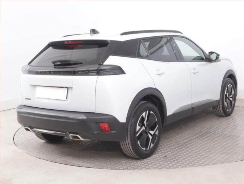 Peugeot 2008 - hlavní fotka