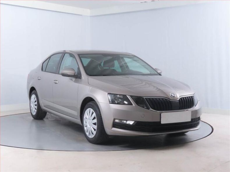 Škoda Octavia - hlavní foto
