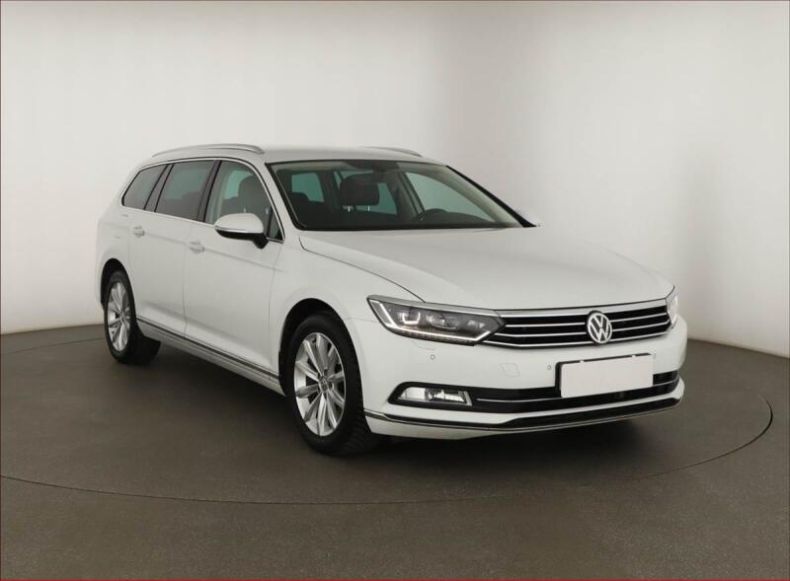 Volkswagen Passat - hlavní fotka inzerátu