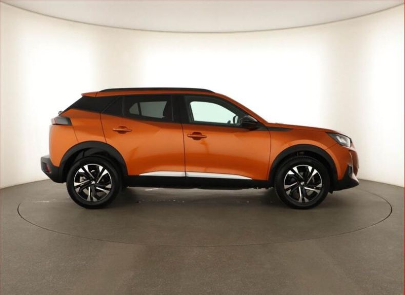 Peugeot 2008 - hlavní fotka