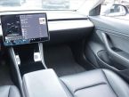 Tesla Model 3 - fotka číslo 7