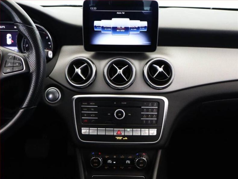 Mercedes Třída GLA - hlavní fotka