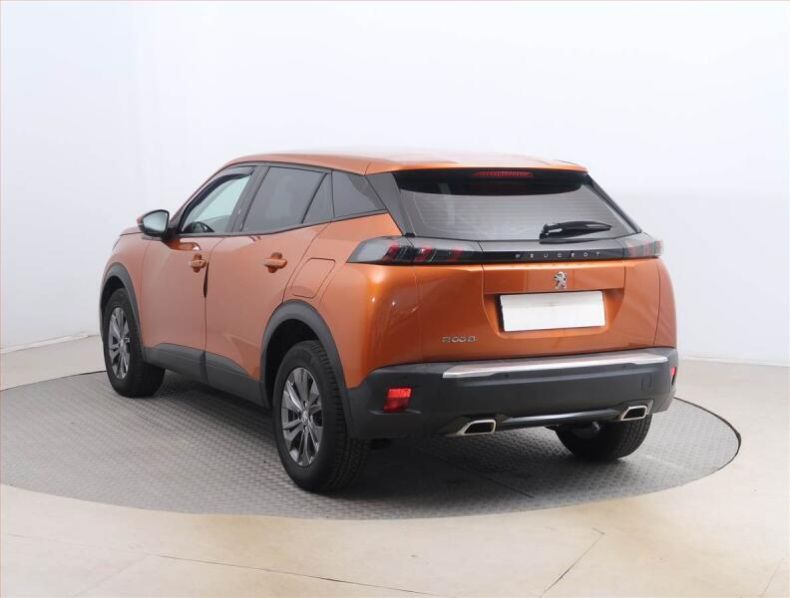 Peugeot 2008 - hlavní fotka