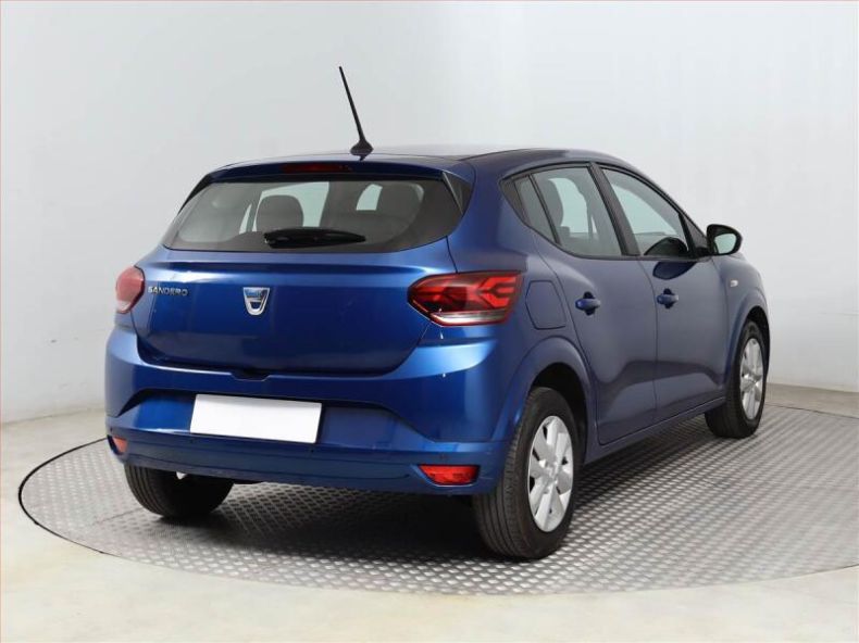 Dacia Sandero - hlavní fotka