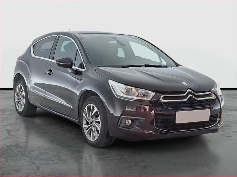 DS Automobiles DS4 - hlavní foto