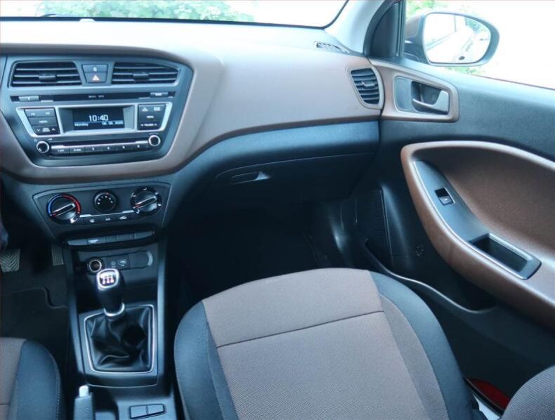 Hyundai i20 - hlavní fotka