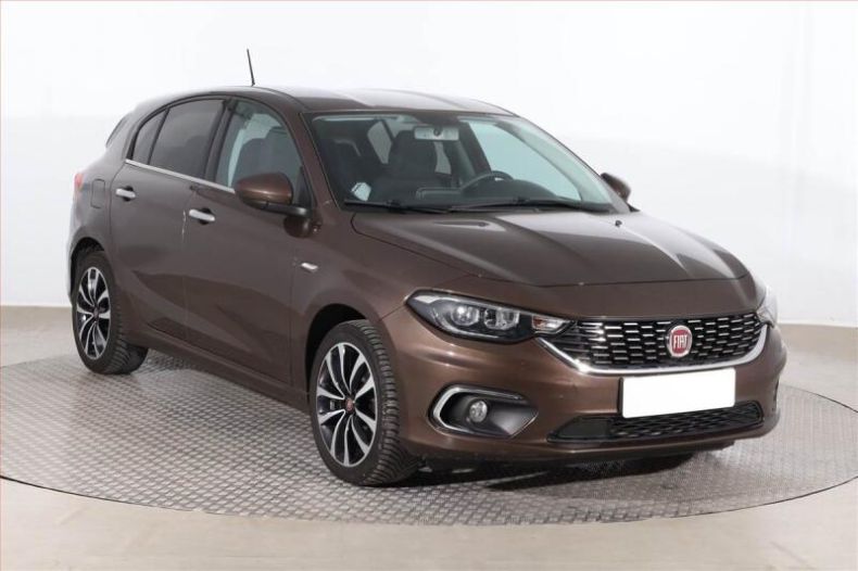 Fiat Tipo - hlavní fotka