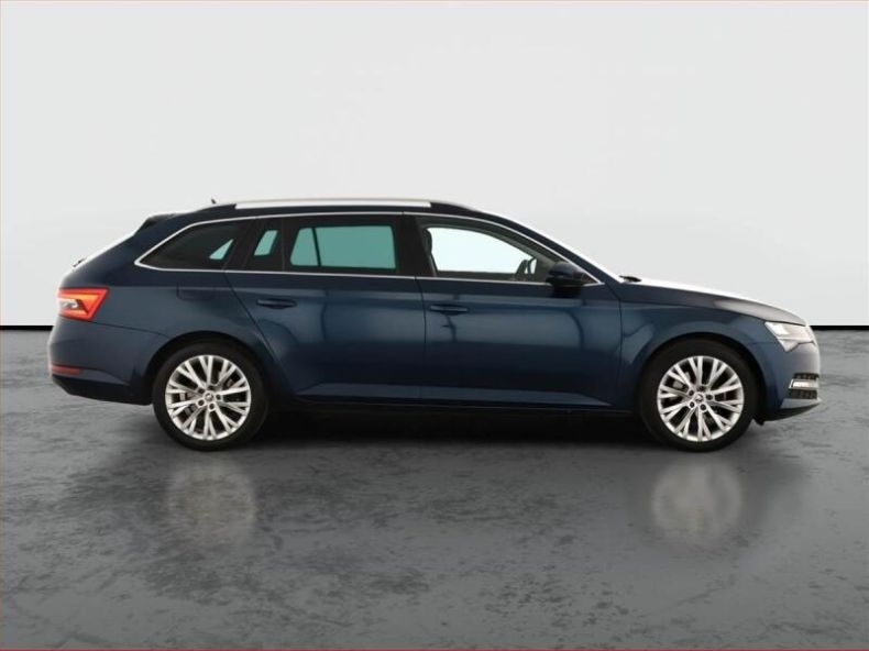 Škoda Superb - hlavní fotka