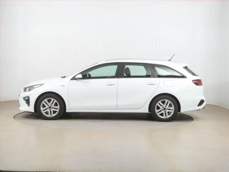 Kia Cee'd - hlavní fotka