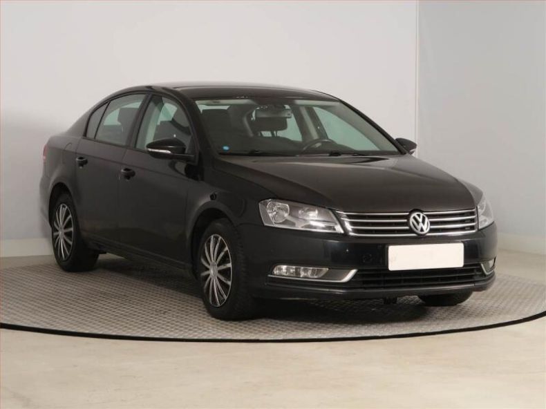 Volkswagen Passat - hlavní foto