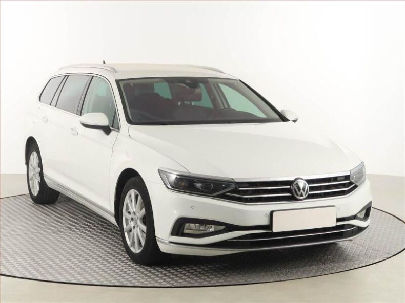 Volkswagen Passat - hlavní foto