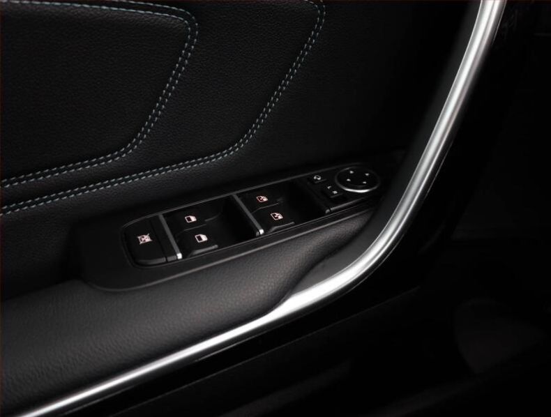 Kia Cee'd - hlavní fotka