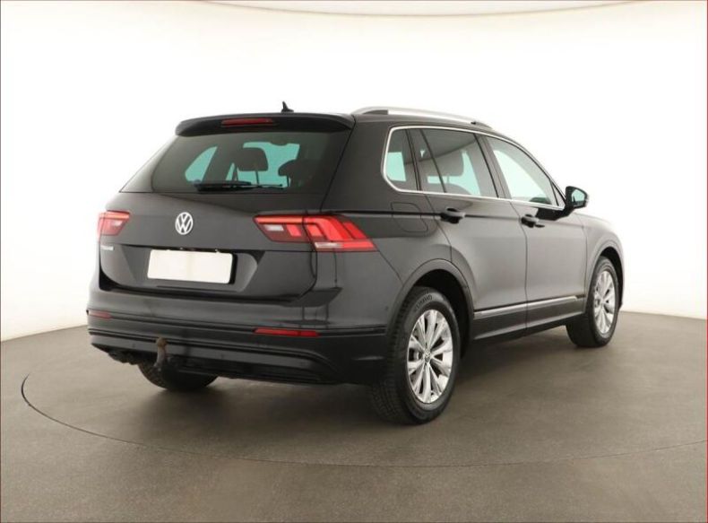 Volkswagen Tiguan - hlavní fotka