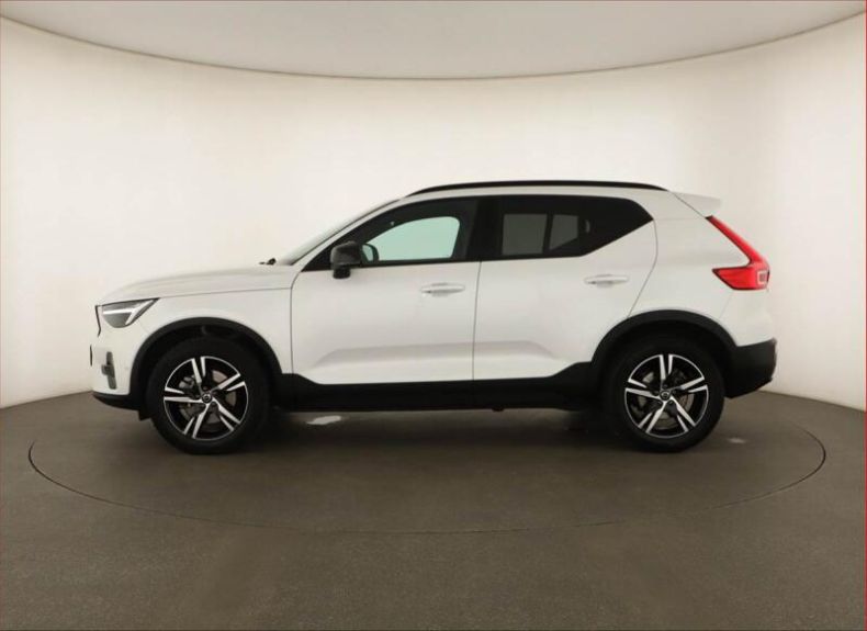 Volvo XC40 - hlavní fotka