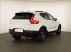 Volvo XC40 - fotka číslo 4