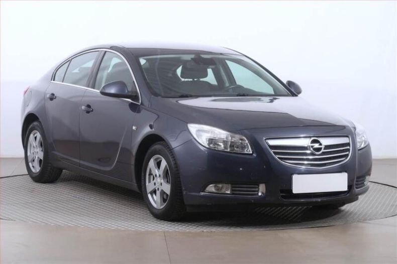 Opel Insignia - hlavní foto
