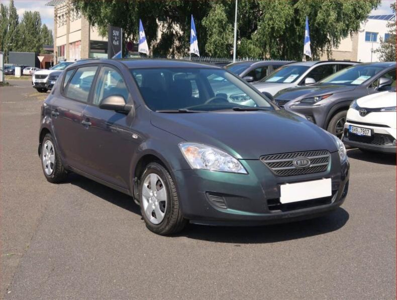Kia Cee'd - hlavní foto